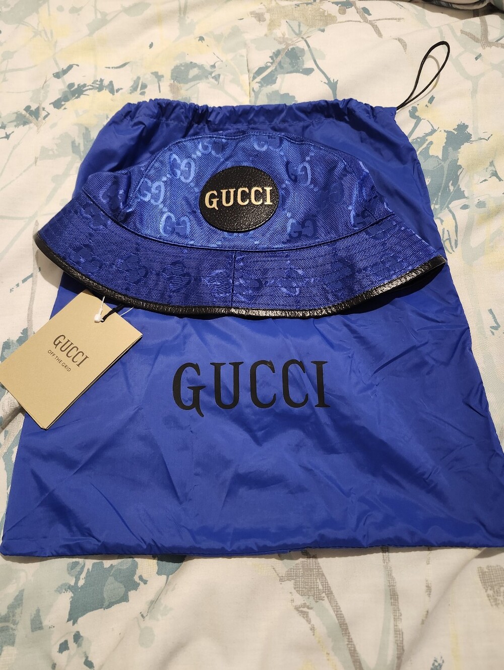 NWT GUCCI BUCKET HAT - Picture 3 of 8